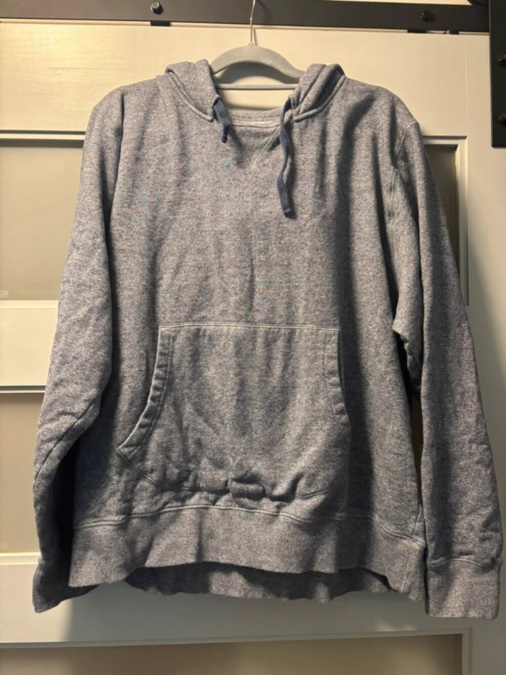 Men's Heather Gray Pullover Hoodie with Kangaroo Pocket Size XL